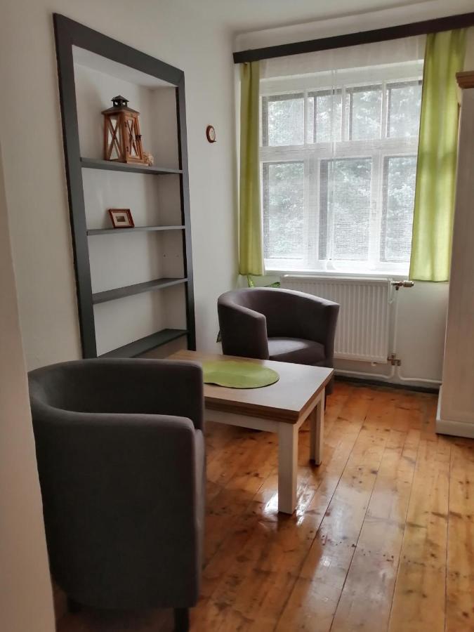 Apartment Patrick Harrachov Luaran gambar