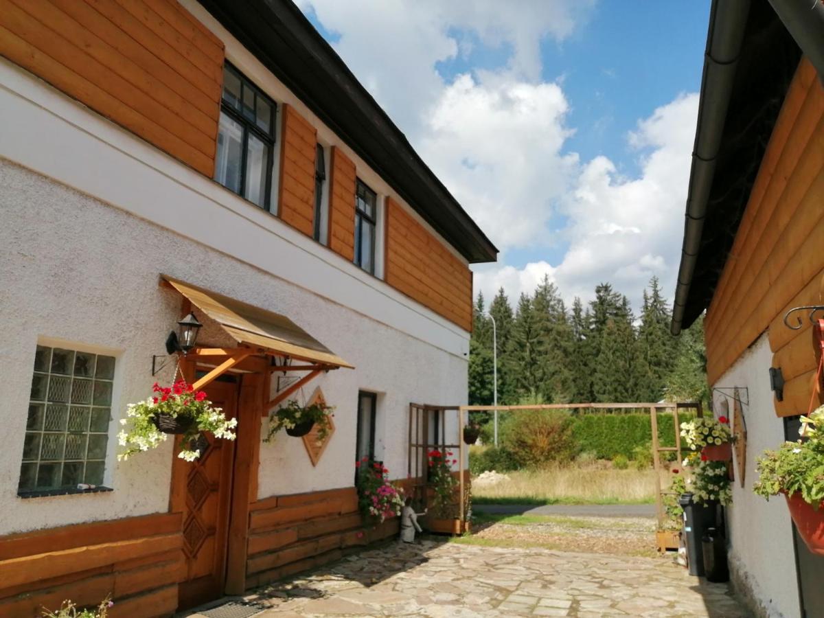 Apartment Patrick Harrachov Luaran gambar