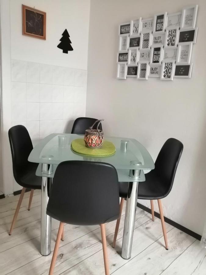 Apartment Patrick Harrachov Luaran gambar